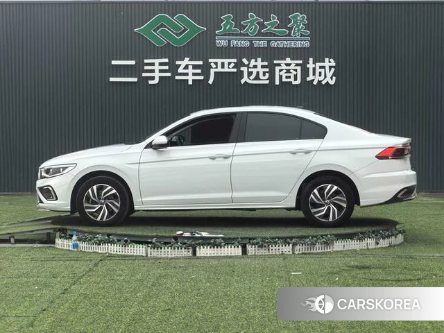Volkswagen Bora id 4255727 из Китая 10
