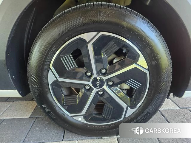 Kia Di Ol Nu Niro id 4676360 из Кореи 10