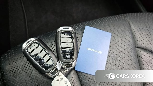 Hyundai Avante Hybrid (CN7) id 4283718 из Кореи 10