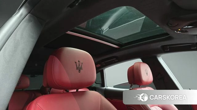 Maserati Levante id 4603232 из Кореи 10