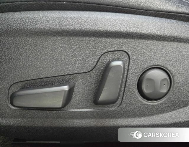 Hyundai The New Grandeur IG id 3792000 из Кореи 10