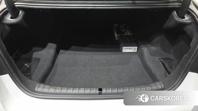 BMW 5 Series (G30) id 4324559 из Кореи 10