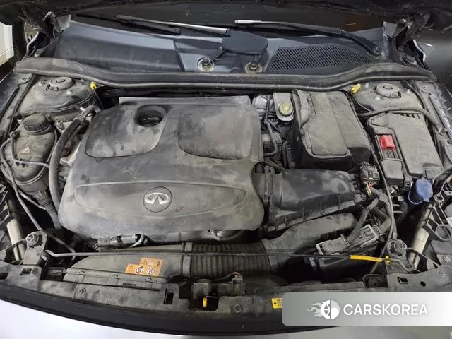 Infiniti Q30 id 3269940 из Кореи 10