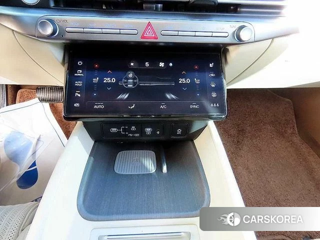 Hyundai Grandeur (GN7) id 4302454 из Кореи 10