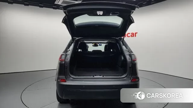 Jeep Cherokee (KL) id 3368933 из Кореи 10