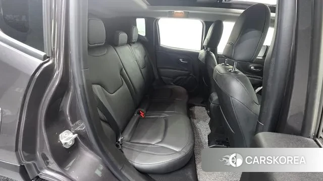 Jeep Renegade id 3334589 из Кореи 10