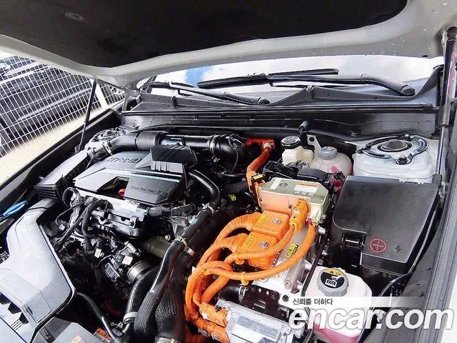 Hyundai Grandeur Hybrid (GN7) id 2949200 из Кореи 10