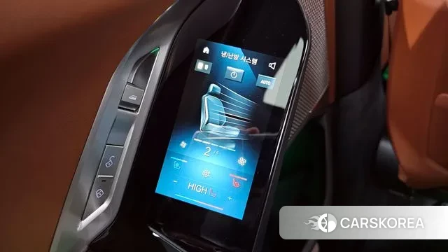 BMW 7 Series (G70) id 3571389 из Кореи 10