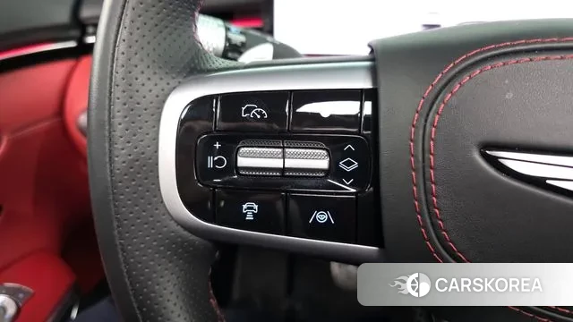 Genesis GV70 id 3565613 из Кореи 10