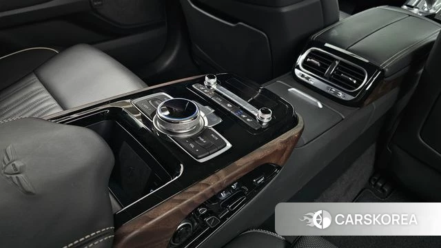 Genesis G90 id 4737376 из Кореи 10