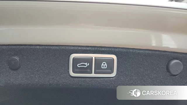 Hyundai Grandeur (GN7) id 3811745 из Кореи 10