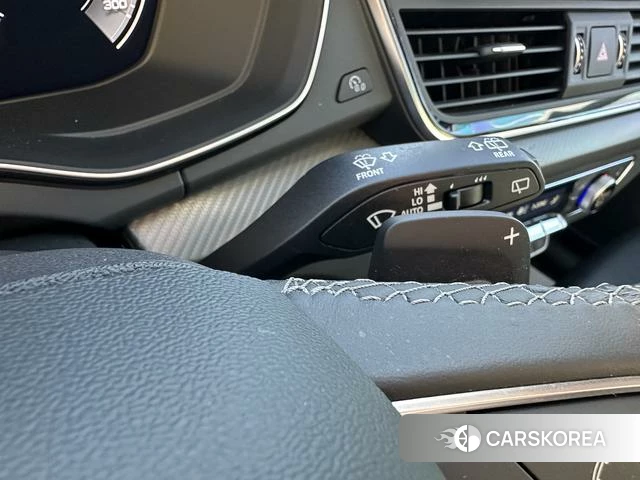 Audi Q5L id 4273311 из Китая 10