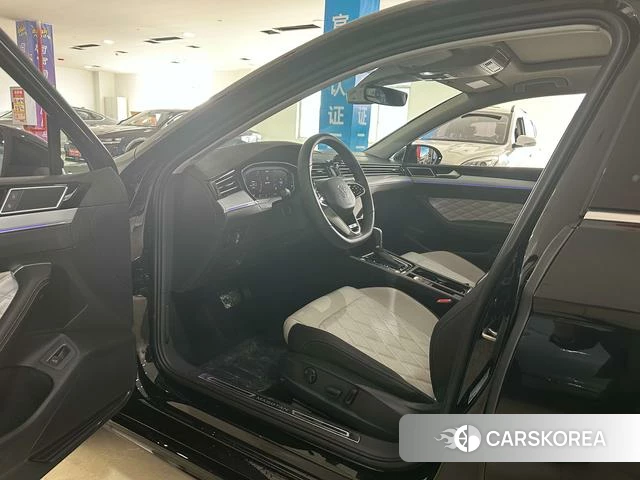Volkswagen Magotan id 4258573 из Китая 10