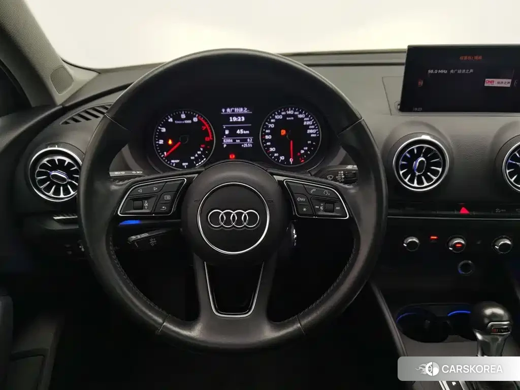 Audi A3 id 4554159 из Китая 10