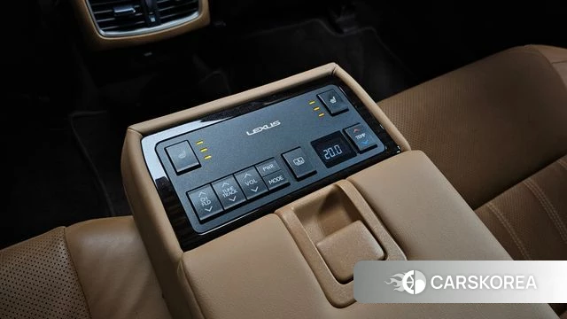 Lexus New ES300h id 3894226 из Кореи 10