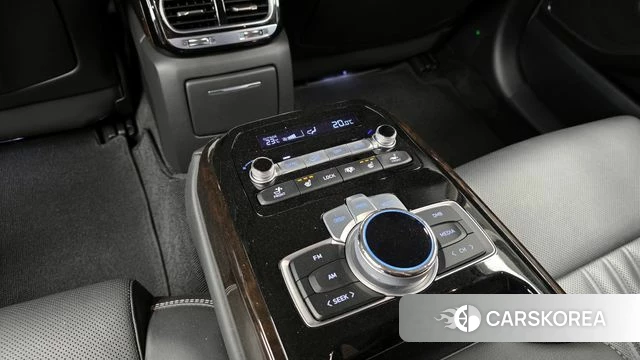 Genesis G90 id 4203406 из Кореи 10