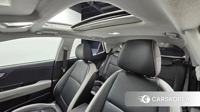 Kia Stonic id 3418268 из Кореи 10