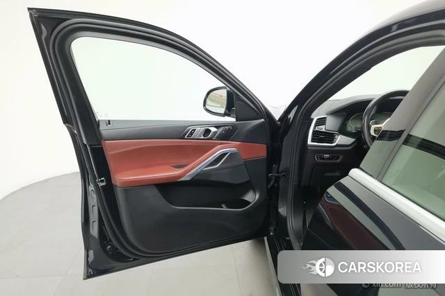 BMW X6 id 4300368 из Китая 10