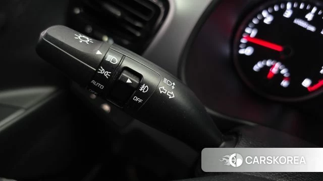 Kia Stonic id 4620689 из Кореи 10