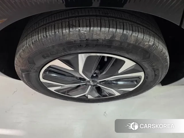 Kia EV6 id 3671404 из Кореи 10