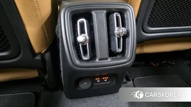 Volvo XC40 id 3368135 из Кореи 10