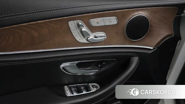 Mercedes-Benz E-Class W213 id 3873401 из Кореи 10