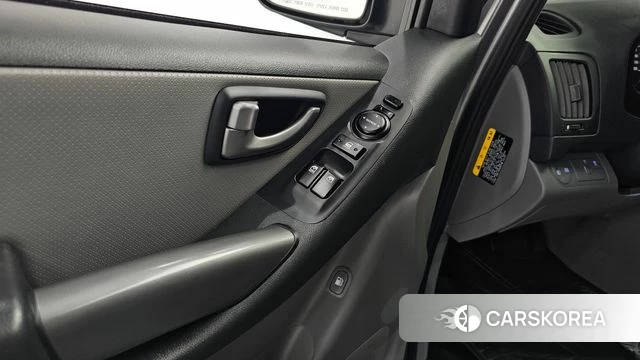 Hyundai The New Grand Starex id 4894569 из Кореи 10