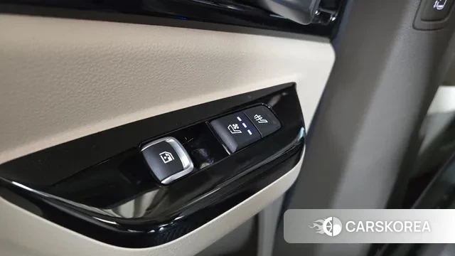 Kia Carnival 4th generation id 3300842 из Кореи 10