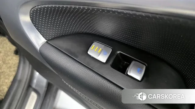 Genesis G70 id 2981878 из Кореи 10