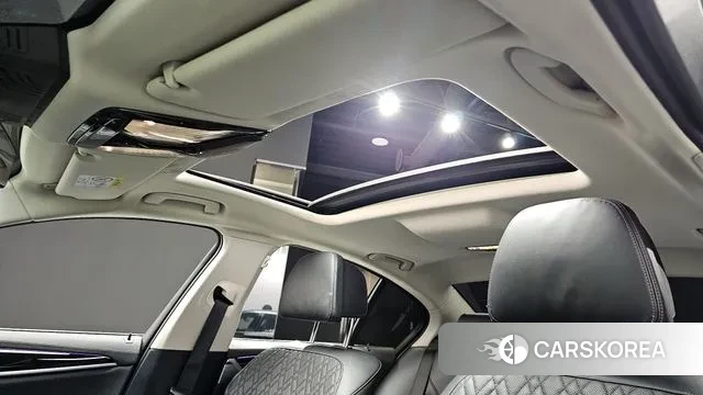 BMW 5 Series (G30) id 3128344 из Кореи 10