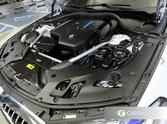 BMW 5 Series (G30) id 3427515 из Кореи 10