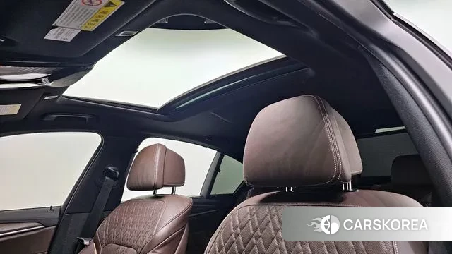 BMW 5 Series (G30) id 3547192 из Кореи 10