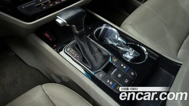 Kia The New Carnival id 2634216 из Кореи 10