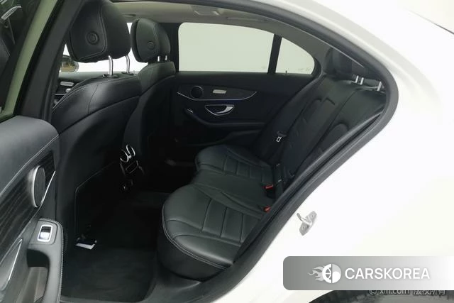 Mercedes-Benz Class C id 4300052 из Китая 10