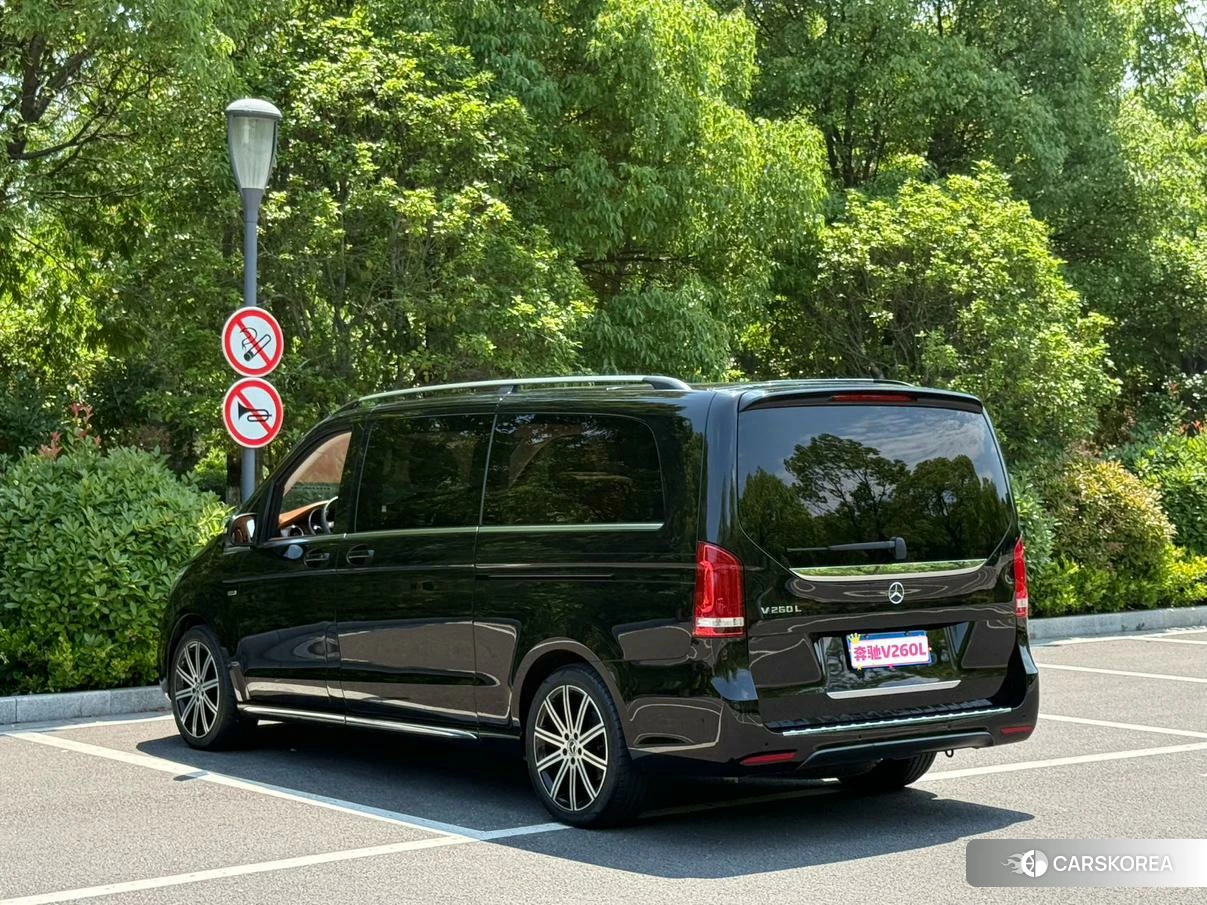 Mercedes-Benz V-class id 4441015 из Китая 10