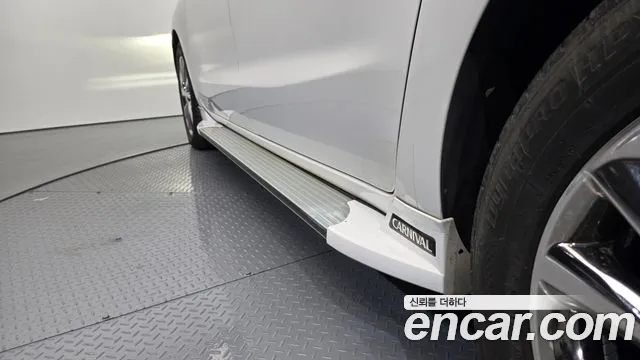 Kia The New Carnival id 2689563 из Кореи 10