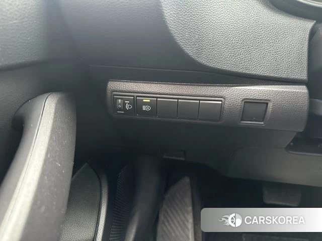 Toyota Corolla id 4301606 из Китая 10