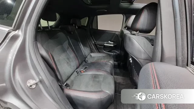 Mercedes-Benz GLA - Class H247 id 2885732 из Кореи 10