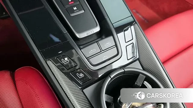 Porsche 911(992) id 3143185 из Кореи 10