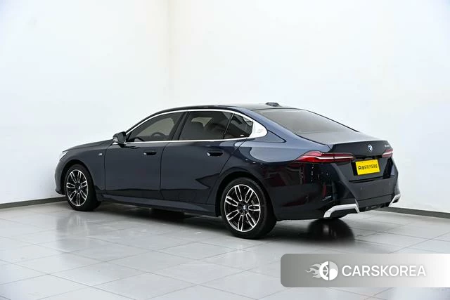 BMW 5 series id 4271289 из Китая 10