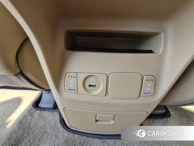 Kia The New Carnival id 4482524 из Кореи 10