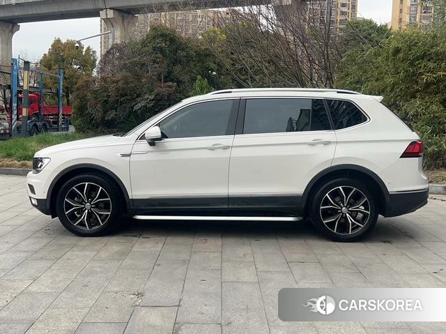 Volkswagen Tiguan L id 4213775 из Китая 10