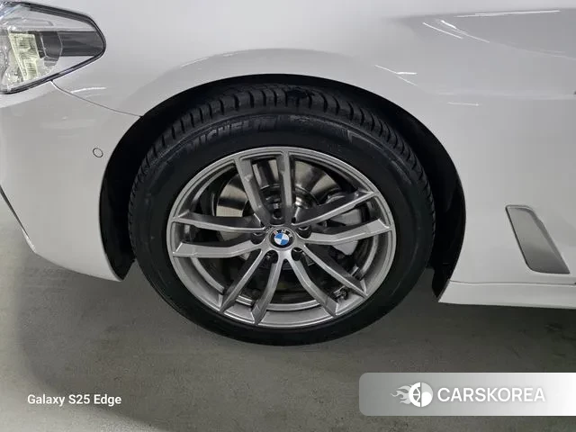 BMW 5 Series (G30) id 3616561 из Кореи 10