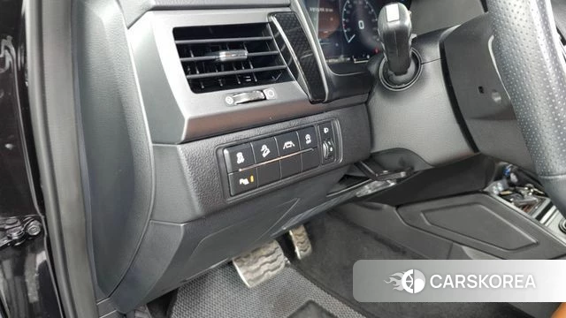 Ssangyong The New Rexton Sports Cannes id 4613696 из Кореи 10