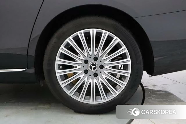 Mercedes-Benz E-class id 4257771 из Китая 10