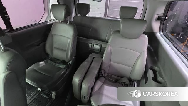 Hyundai The New Grand Starex id 4246310 из Кореи 10