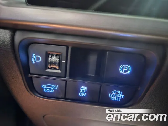 Hyundai Grandeur Hybrid (GN7) id 2703512 из Кореи 10