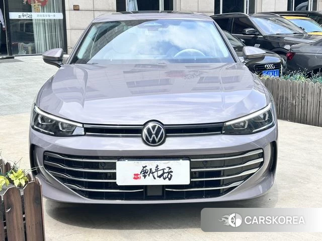 Volkswagen Passat id 3920870 из Китая 10