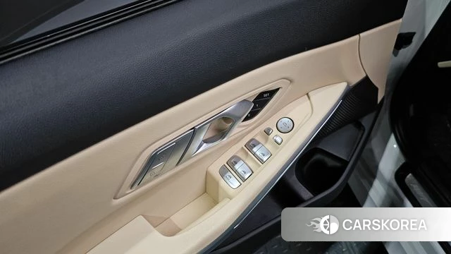 BMW 3 Series (G20) id 3884242 из Кореи 10