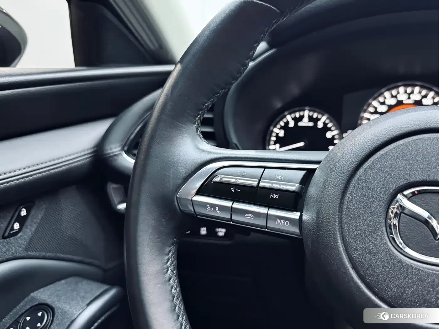 Mazda 3 id 4512961 из Китая 10